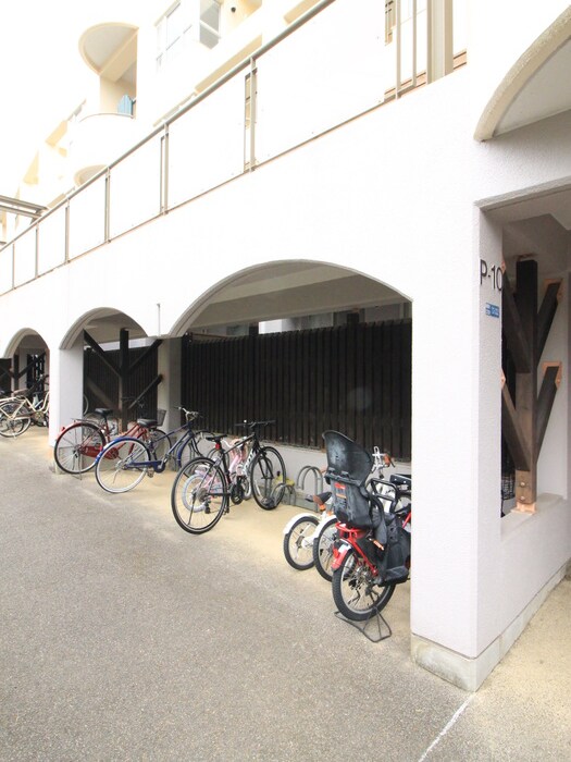 あさかｳﾞｨﾚｯｼﾞﾊﾟﾃｨｵ棟4号棟の物件外観写真