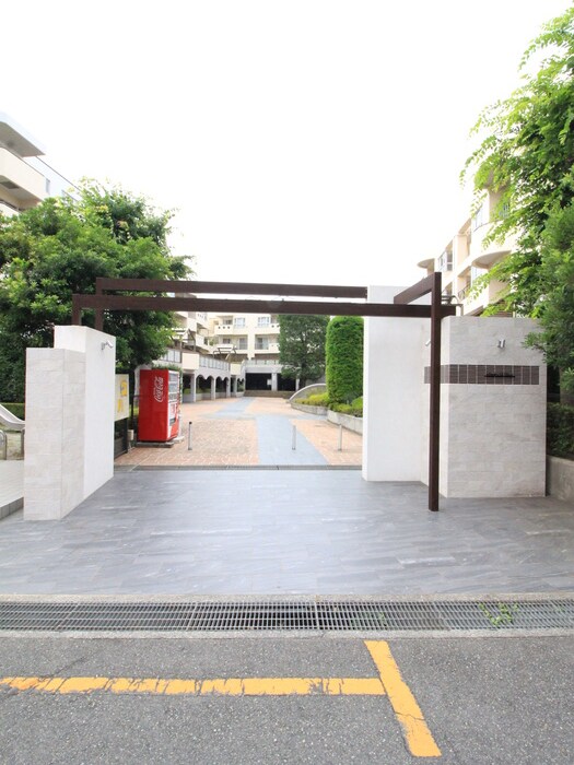 あさかｳﾞｨﾚｯｼﾞﾊﾟﾃｨｵ棟4号棟の物件外観写真