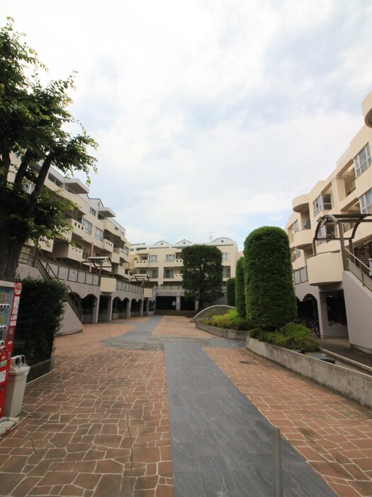 あさかｳﾞｨﾚｯｼﾞﾊﾟﾃｨｵ棟4号棟の物件外観写真