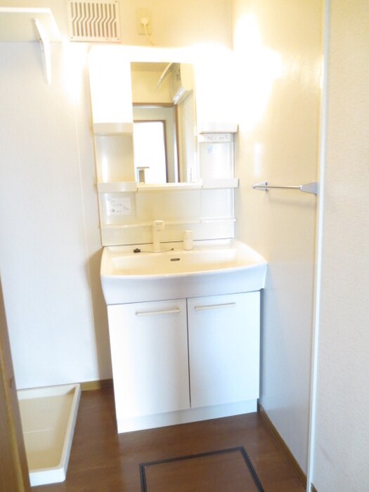 カ－サベルデＢの物件内観写真