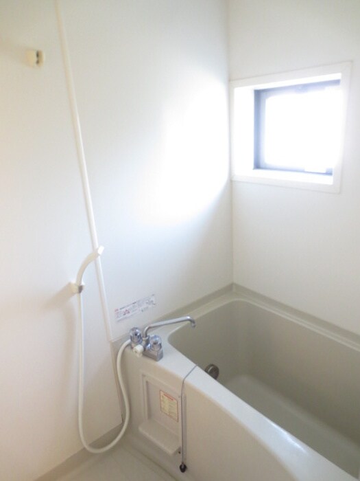 カ－サベルデＢの物件内観写真