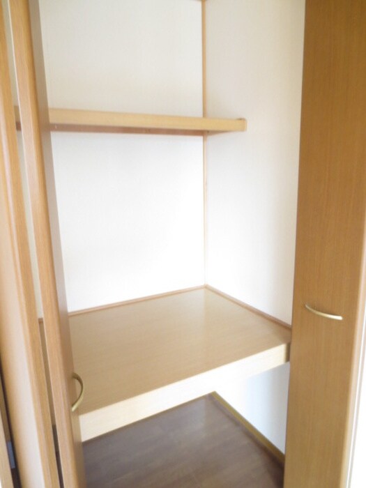 カ－サベルデＢの物件内観写真