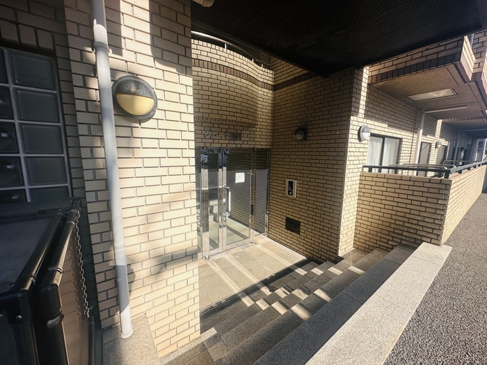 グレース仙川の物件外観写真