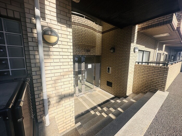 グレース仙川の物件外観写真