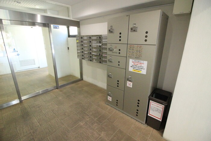 ユーコート稲田堤の物件外観写真