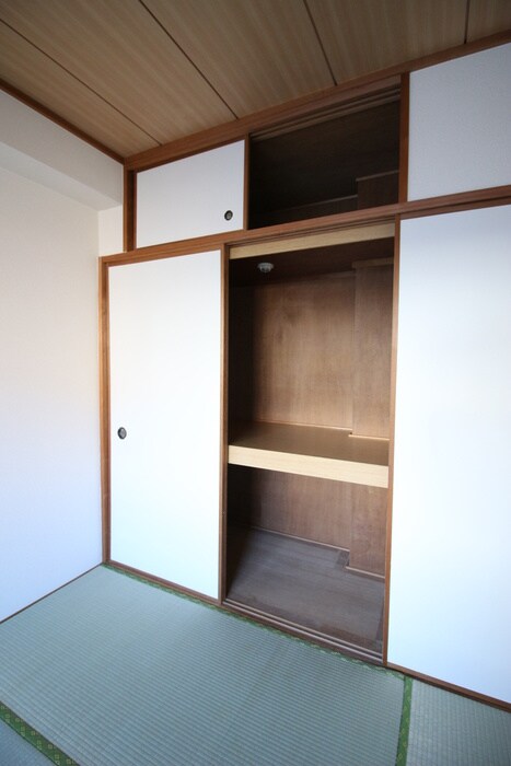 ユーコート稲田堤の物件内観写真