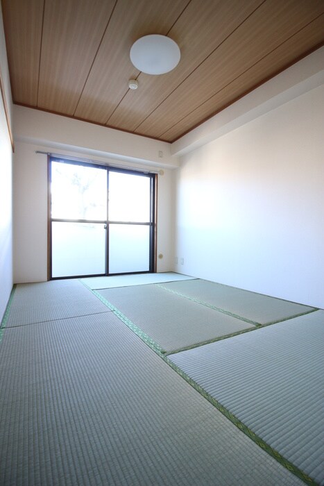 ユーコート稲田堤の物件内観写真