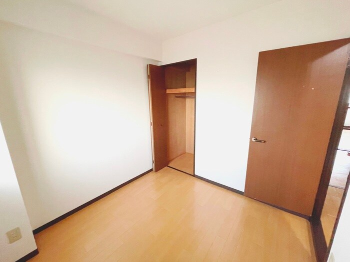 ヴェーラエレガンテの物件内観写真