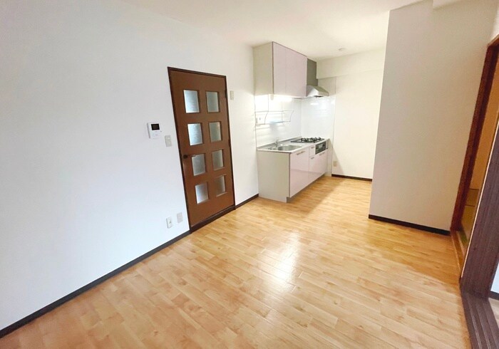 ヴェーラエレガンテの物件内観写真