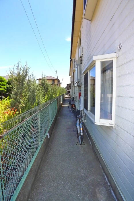 カサフロ－レス（０１・０２）の物件外観写真