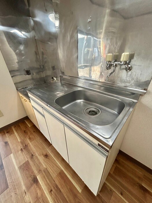 カサフロ－レス（０１・０２）の物件内観写真