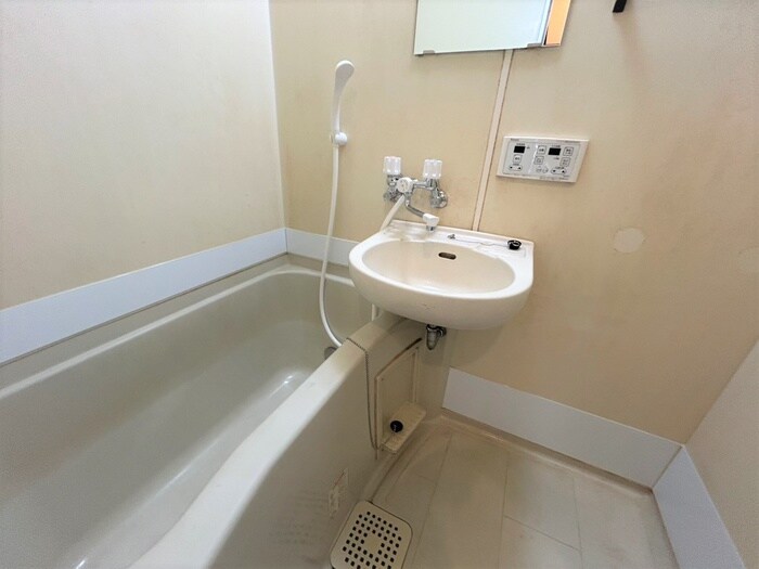 カサフロ－レス（０１・０２）の物件内観写真