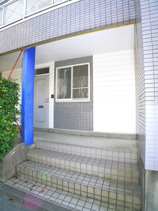 フラットセキグチの物件外観写真