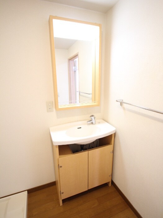 ツインコ－ト多摩川の物件内観写真