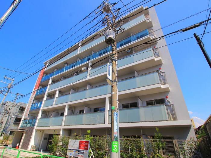 フレンシアノイエ成増の物件外観写真