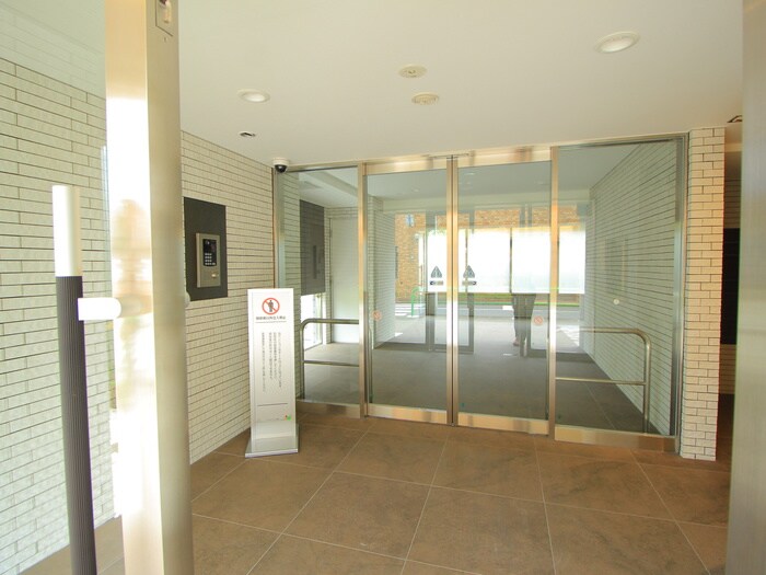 フレンシアノイエ成増の物件外観写真