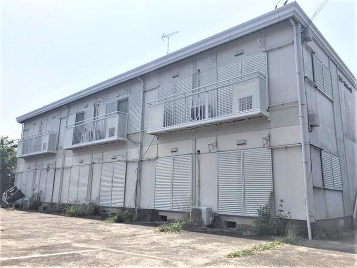 ロワールハイツの物件外観写真