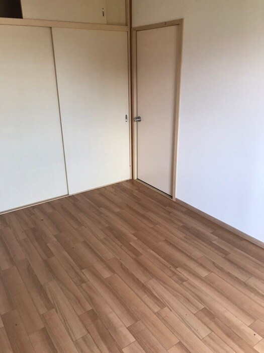 ロワールハイツの物件内観写真