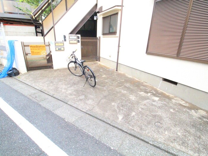 クリハラハイムの物件外観写真