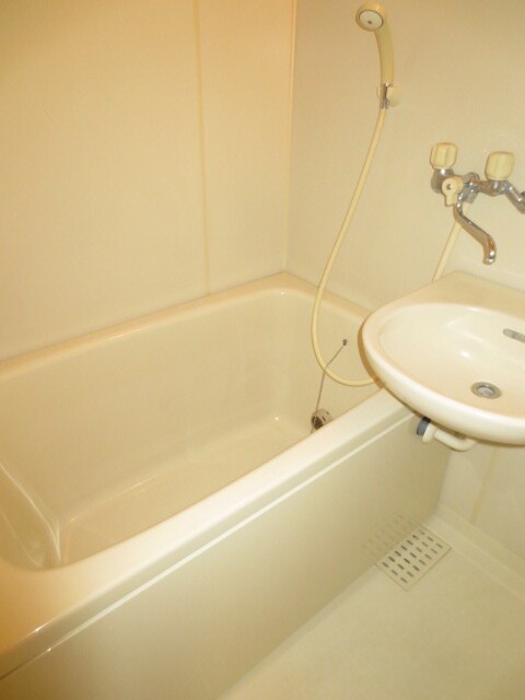 クリハラハイムの物件内観写真