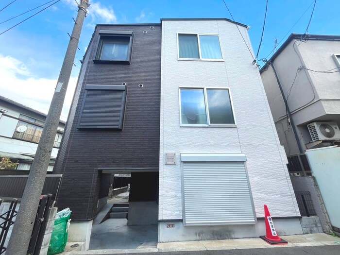 グランメゾン代田橋の物件外観写真