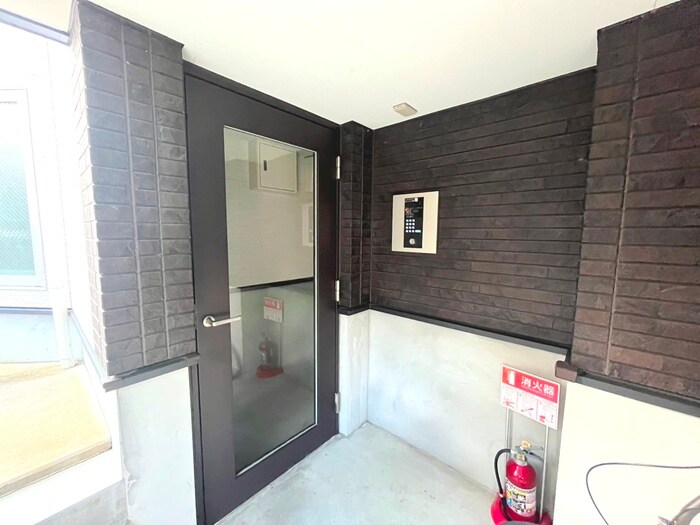 グランメゾン代田橋の物件外観写真