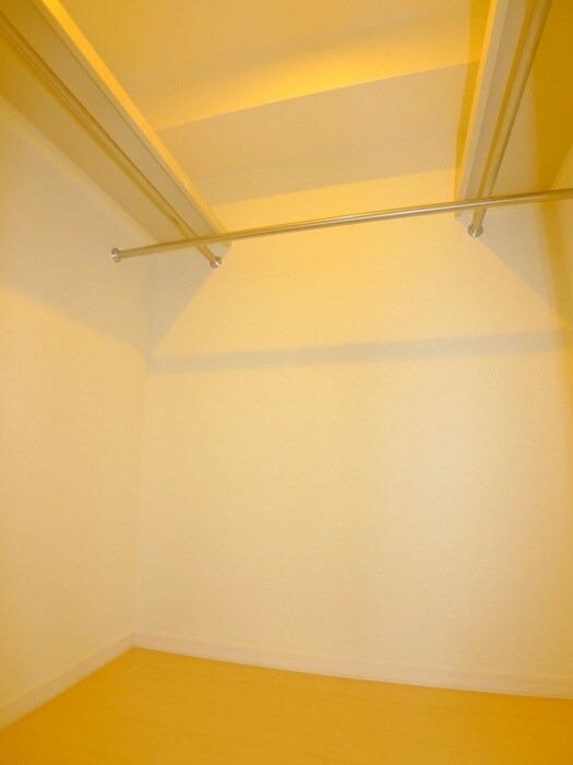 チェリスフォンテーンコスモの物件内観写真