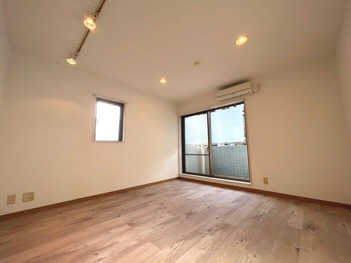 レジデンス宝の物件内観写真