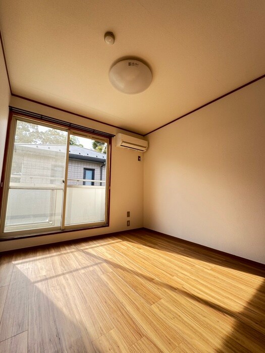 ガーデン深沢の物件内観写真