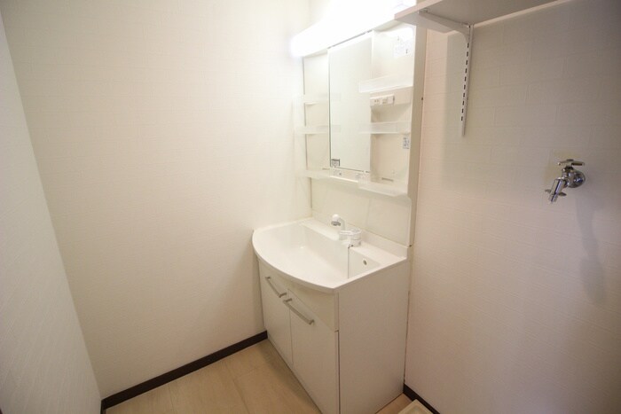 グランドール調布の物件内観写真