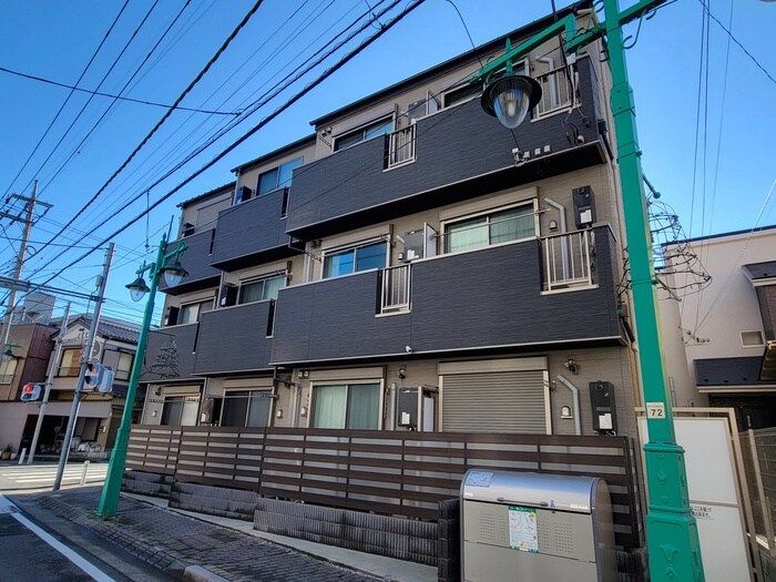 REVE西川口の物件外観写真