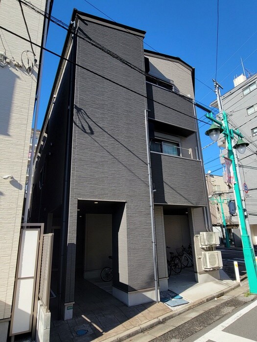 REVE西川口の物件外観写真