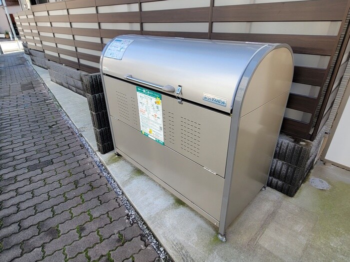 REVE西川口の物件外観写真