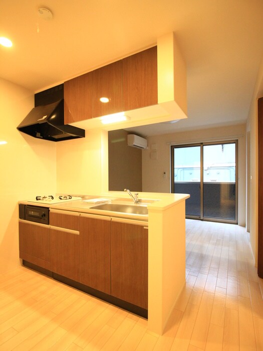 アイルトンハウスの物件内観写真