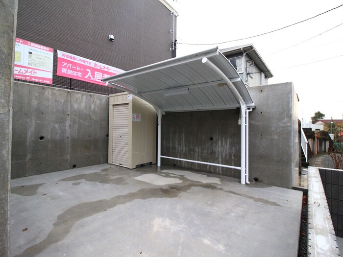 アイルトンハウスの物件外観写真