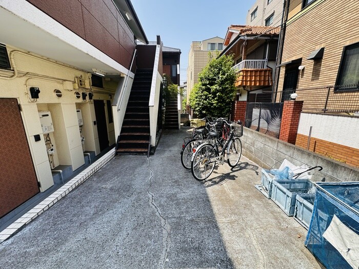 シャンブルドットつつじヶ丘の物件外観写真