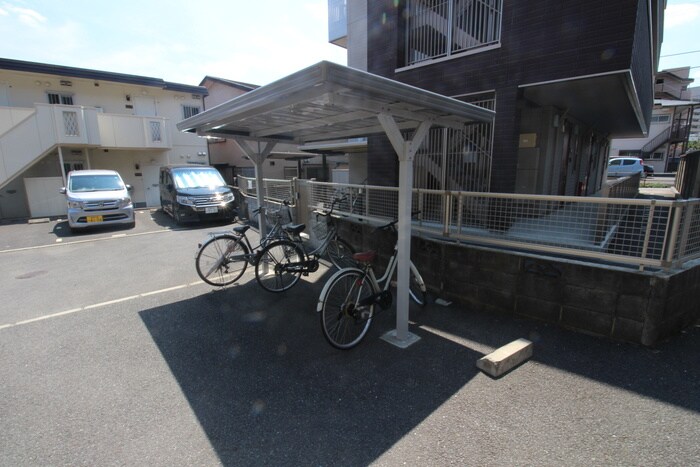 OCTOハイムの物件外観写真