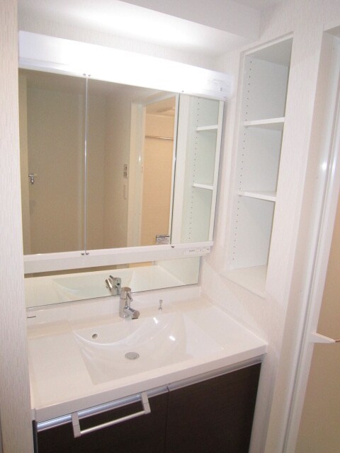 パ－クウッドレジデンス日本橋の物件内観写真