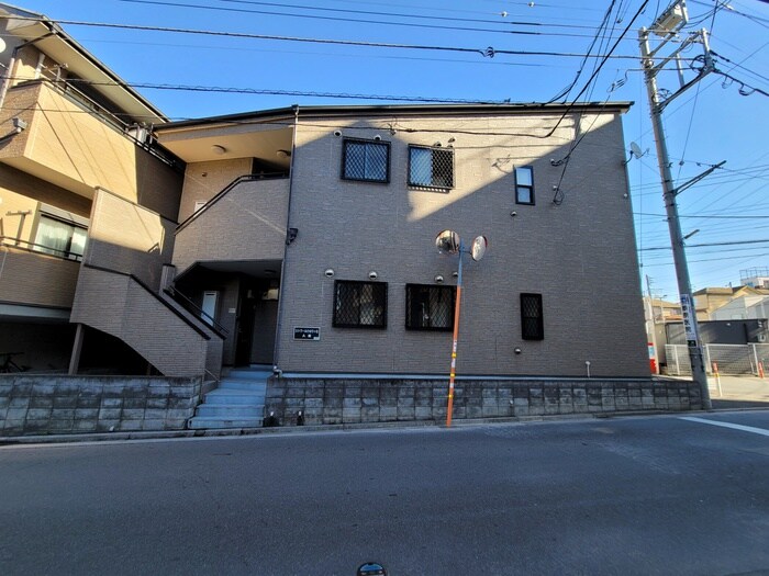 エトワールひばりヶ丘Ａ棟の物件外観写真