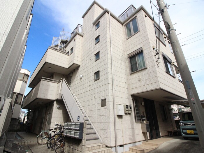 グランパレスの物件外観写真