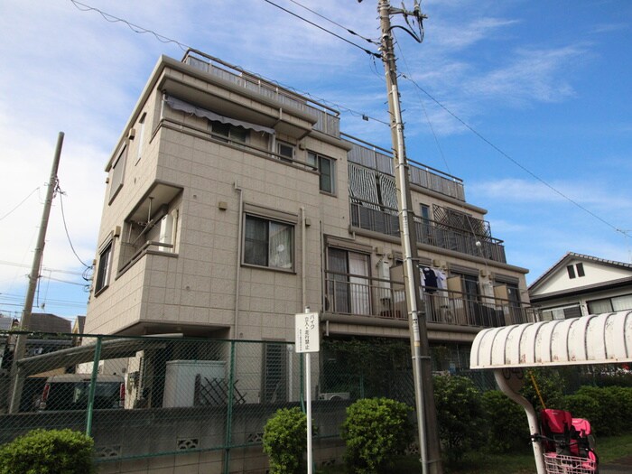 グランパレスの物件外観写真