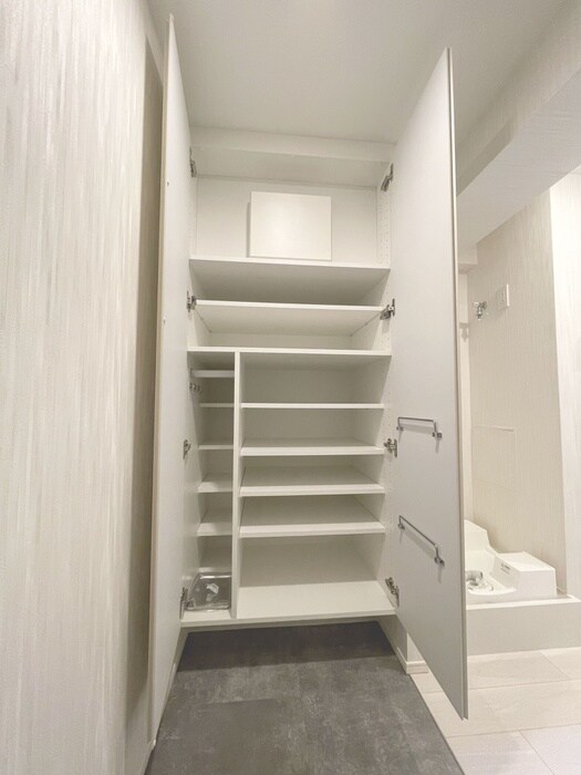 ストーリア市川行徳の物件内観写真