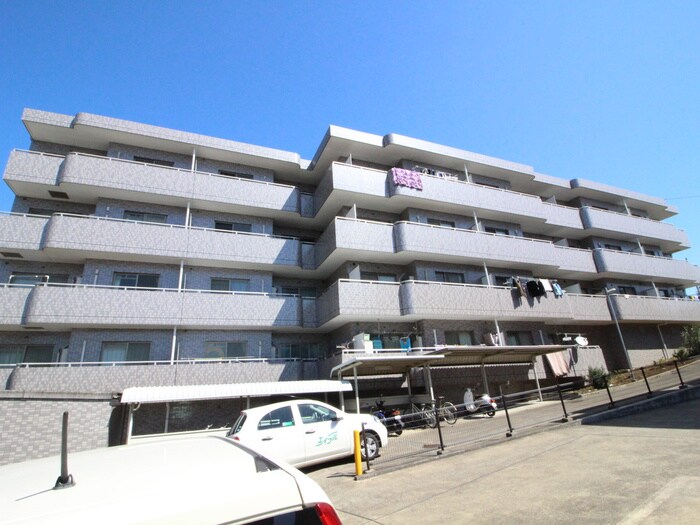 ロイヤルハイツの物件外観写真