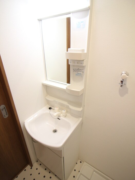 プラージュ王子神谷の物件内観写真