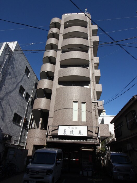 宮下ビルの物件外観写真