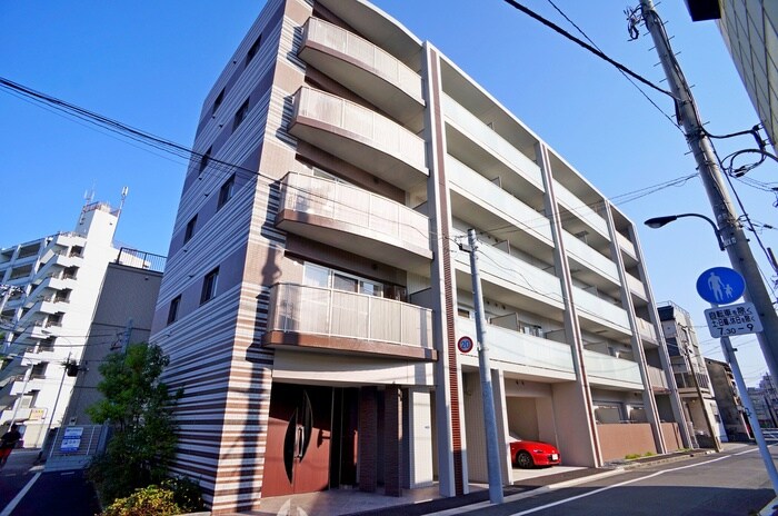 ＣＯＮＴＲＡＩＬの物件外観写真