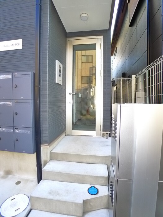 Ambition本千葉の物件外観写真