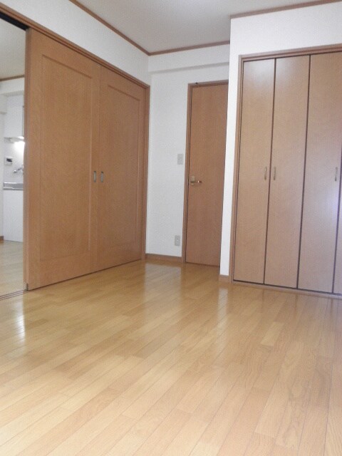 マツダマンションの物件内観写真