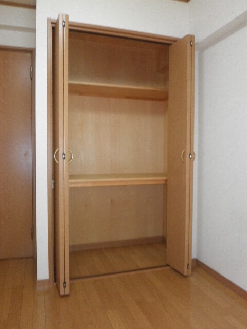 マツダマンションの物件内観写真