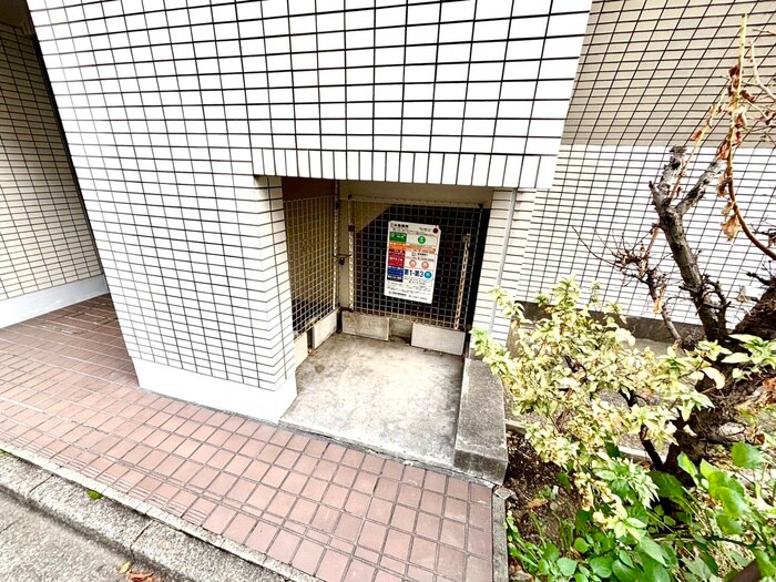 サンハイツ・フジの物件外観写真